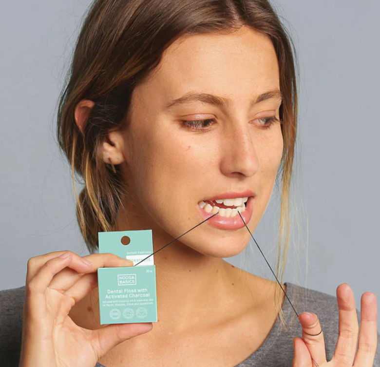 Bamboo Charcoal Dental Floss - Spearmint