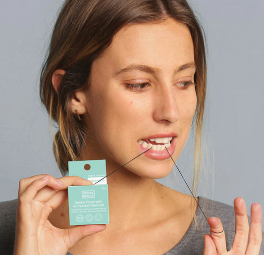 Bamboo Charcoal Dental Floss - Spearmint
