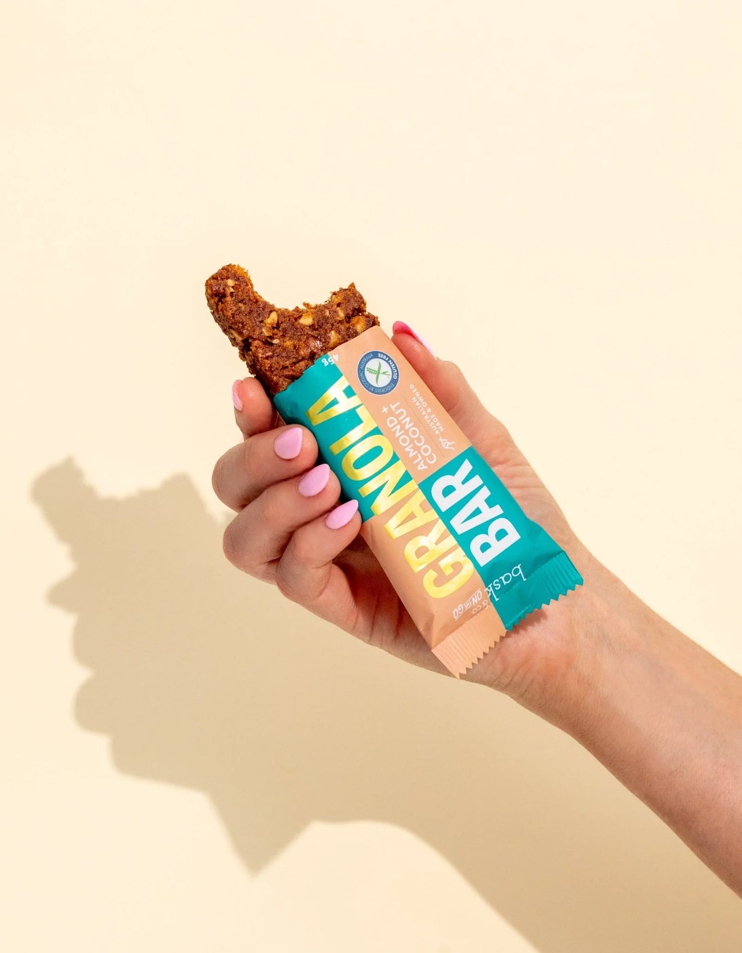 Almond & Coconut Granola Bar 45g